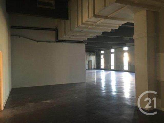Afficher la photo en grand entreprise à vendre - 3670.0 m2 - BRIVE LA GAILLARDE - 19 - LIMOUSIN - Century 21 Jaubert Et Regaudie