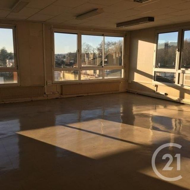 Afficher la photo en grand entreprise à vendre - 3670.0 m2 - BRIVE LA GAILLARDE - 19 - LIMOUSIN - Century 21 Jaubert Et Regaudie