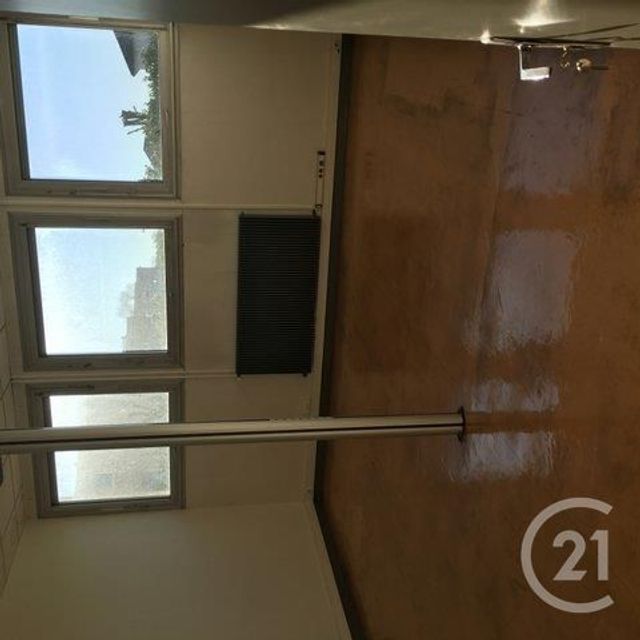 Afficher la photo en grand entreprise à vendre - 3670.0 m2 - BRIVE LA GAILLARDE - 19 - LIMOUSIN - Century 21 Jaubert Et Regaudie