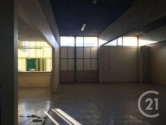 Afficher la photo en grand entreprise à vendre - 3670.0 m2 - BRIVE LA GAILLARDE - 19 - LIMOUSIN - Century 21 Jaubert Et Regaudie