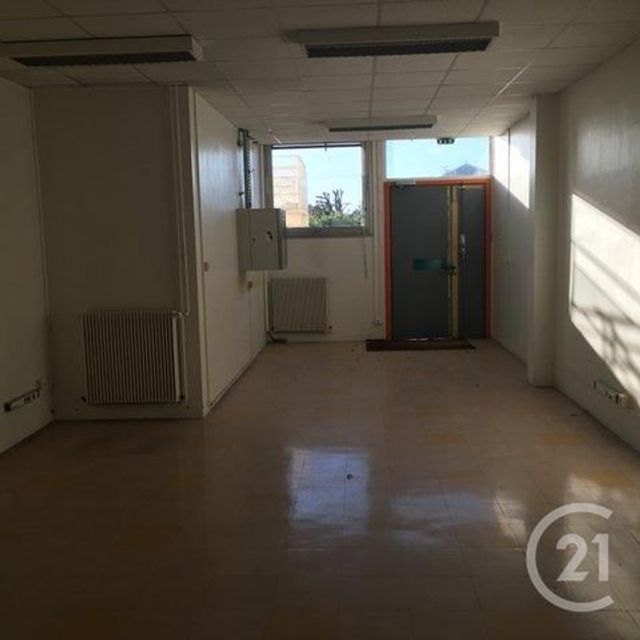 Afficher la photo en grand entreprise à vendre - 3670.0 m2 - BRIVE LA GAILLARDE - 19 - LIMOUSIN - Century 21 Jaubert Et Regaudie