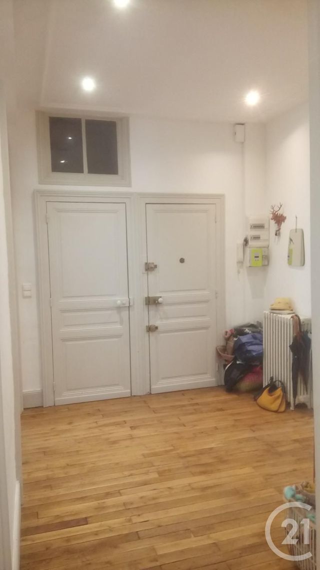 Afficher la photo en grand Appartement F5 à vendre - 5 pièces - 114.63 m2 - BRIVE LA GAILLARDE - 19 - LIMOUSIN - Century 21 Jaubert Et Regaudie