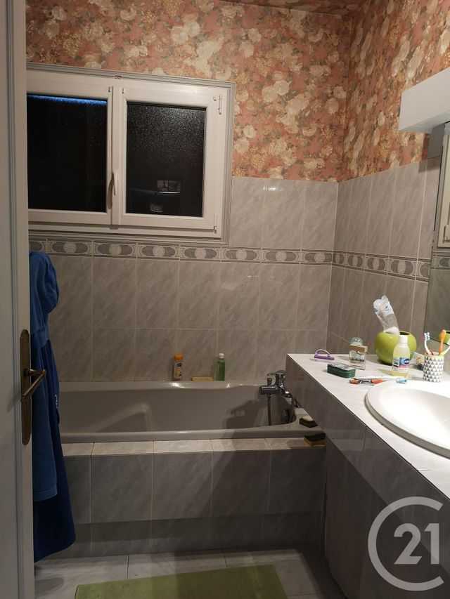 maison à vendre - 6 pièces - 153.92 m2 - BRIVE LA GAILLARDE - 19 - LIMOUSIN - Century 21 Jaubert Et Regaudie maison à vendre - 6 pièces - 153.92 m2 - BRIVE LA GAILLARDE - 19 - LIMOUSIN - Century 21 Jaubert Et Regaudie