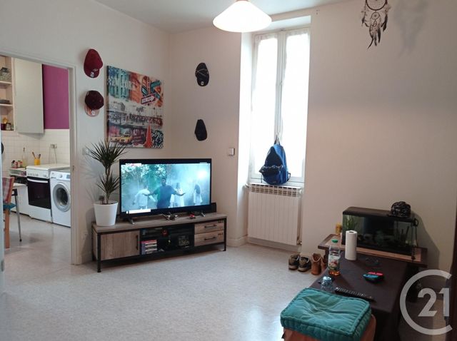 Afficher la photo en grand Appartement T2 à vendre - 2 pièces - 45.2 m2 - BRIVE LA GAILLARDE - 19 - LIMOUSIN - Century 21 Jaubert Et Regaudie