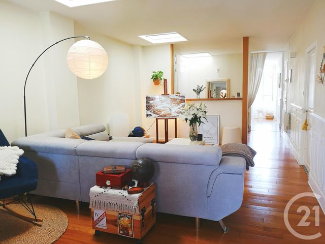 Appartement F3 à vendre - 3 pièces - 92.0 m2 - BRIVE LA GAILLARDE - 19 - LIMOUSIN - Century 21 Jaubert Et Regaudie Appartement F3 à vendre - 3 pièces - 92.0 m2 - BRIVE LA GAILLARDE - 19 - LIMOUSIN - Century 21 Jaubert Et Regaudie