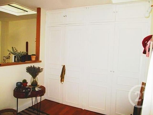 Appartement F3 à vendre - 3 pièces - 92.0 m2 - BRIVE LA GAILLARDE - 19 - LIMOUSIN - Century 21 Jaubert Et Regaudie Appartement F3 à vendre - 3 pièces - 92.0 m2 - BRIVE LA GAILLARDE - 19 - LIMOUSIN - Century 21 Jaubert Et Regaudie