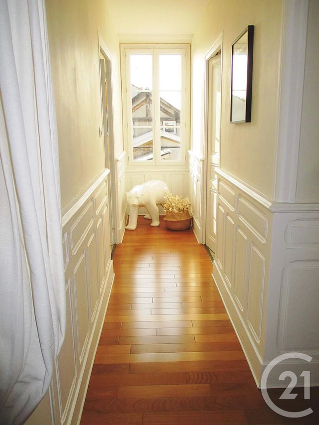 Appartement F3 à vendre - 3 pièces - 92.0 m2 - BRIVE LA GAILLARDE - 19 - LIMOUSIN - Century 21 Jaubert Et Regaudie Appartement F3 à vendre - 3 pièces - 92.0 m2 - BRIVE LA GAILLARDE - 19 - LIMOUSIN - Century 21 Jaubert Et Regaudie