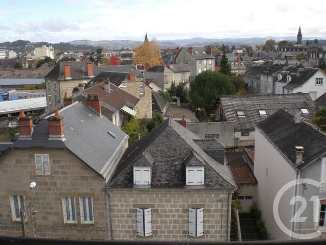 Afficher la photo en grand Appartement F2 à louer - 2 pièces - 62.94 m2 - BRIVE LA GAILLARDE - 19 - LIMOUSIN - Century 21 Jaubert Et Regaudie