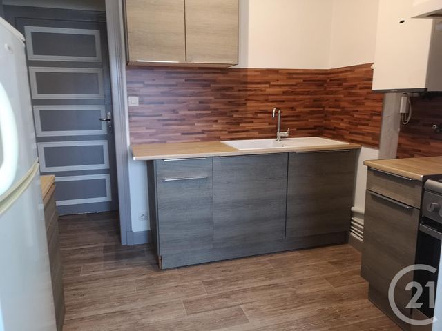 Afficher la photo en grand Appartement F2 à louer - 2 pièces - 45.99 m2 - BRIVE LA GAILLARDE - 19 - LIMOUSIN - Century 21 Jaubert Et Regaudie