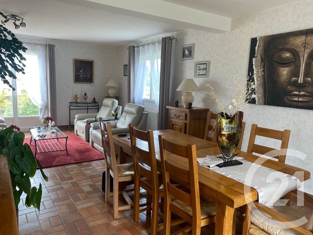 Afficher la photo en grand maison à vendre - 8 pièces - 213.0 m2 - LUBERSAC - 19 - LIMOUSIN - Century 21 Jaubert Et Regaudie