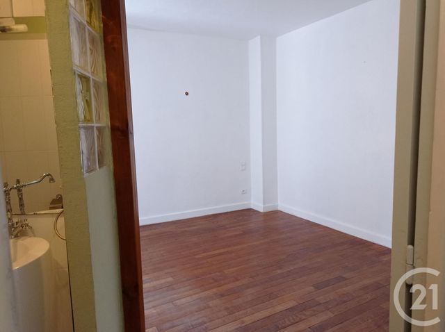 Afficher la photo en grand immeuble à vendre - 105.0 m2 - BRIVE LA GAILLARDE - 19 - LIMOUSIN - Century 21 Jaubert Et Regaudie