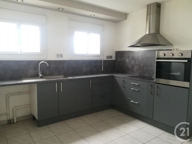 Afficher la photo en grand Appartement F3 à louer - 3 pièces - 61.99 m2 - BRIVE LA GAILLARDE - 19 - LIMOUSIN - Century 21 Jaubert Et Regaudie