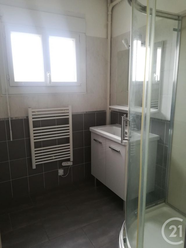 Afficher la photo en grand Appartement F3 à louer - 3 pièces - 61.99 m2 - BRIVE LA GAILLARDE - 19 - LIMOUSIN - Century 21 Jaubert Et Regaudie