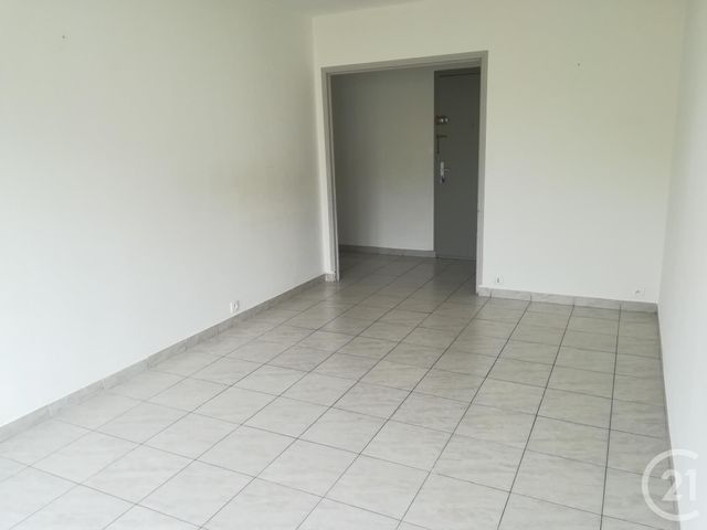Afficher la photo en grand Appartement F3 à louer - 3 pièces - 61.99 m2 - BRIVE LA GAILLARDE - 19 - LIMOUSIN - Century 21 Jaubert Et Regaudie