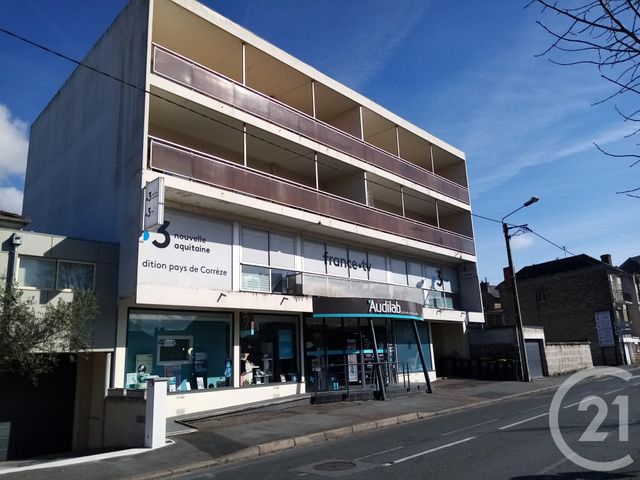 appartement à louer - 3 pièces - 92.0 m2 - BRIVE LA GAILLARDE - 19 - LIMOUSIN - Century 21 Jaubert Et Regaudie