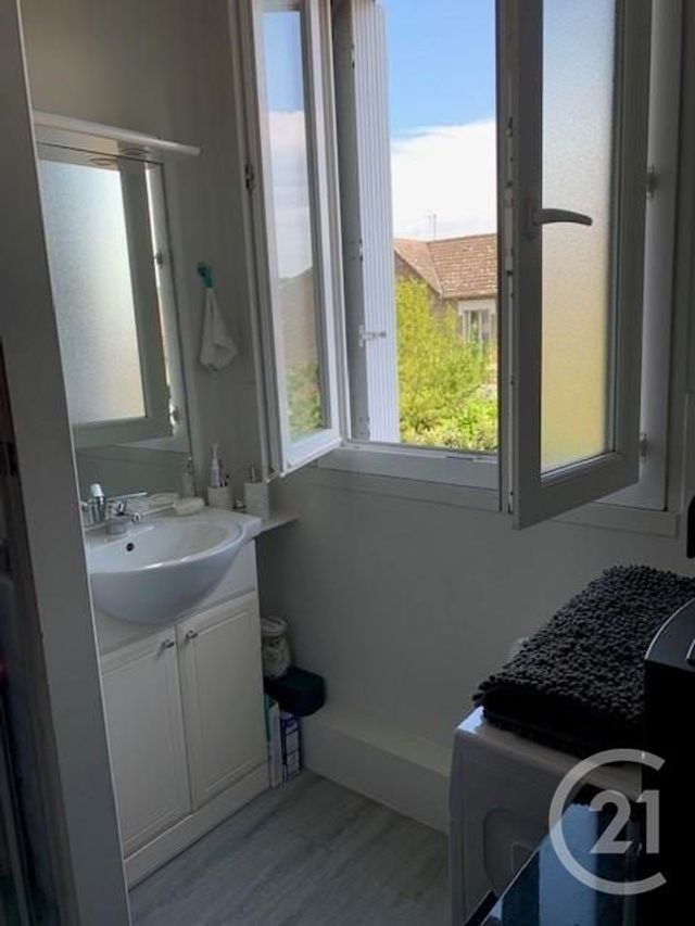 Appartement F2 à vendre - 2 pièces - 42.1 m2 - BRIVE LA GAILLARDE - 19 - LIMOUSIN - Century 21 Jaubert Et Regaudie