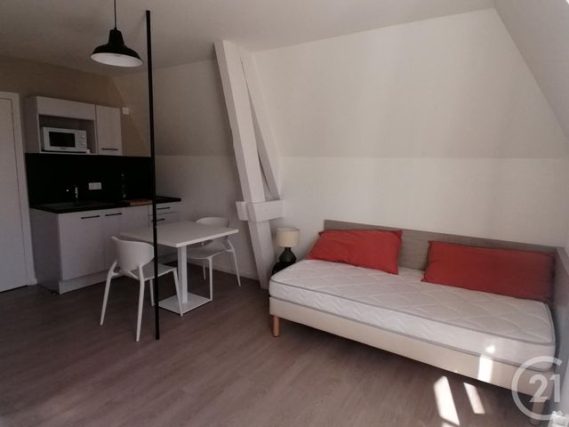 Studette à louer - 1 pièce - 19.5 m2 - BRIVE LA GAILLARDE - 19 - LIMOUSIN - Century 21 Jaubert Et Regaudie