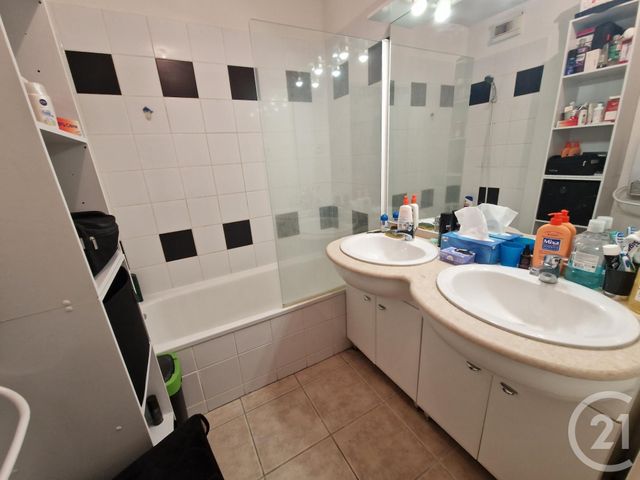 Afficher la photo en grand Appartement F3 à vendre - 3 pièces - 57.05 m2 - BRIVE LA GAILLARDE - 19 - LIMOUSIN - Century 21 Jaubert Et Regaudie