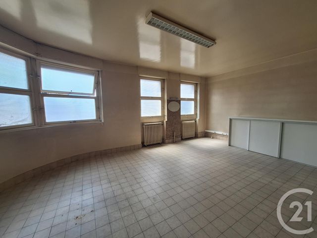 Afficher la photo en grand Appartement Local à vendre - 4 pièces - 76.31 m2 - BRIVE LA GAILLARDE - 19 - LIMOUSIN - Century 21 Jaubert Et Regaudie
