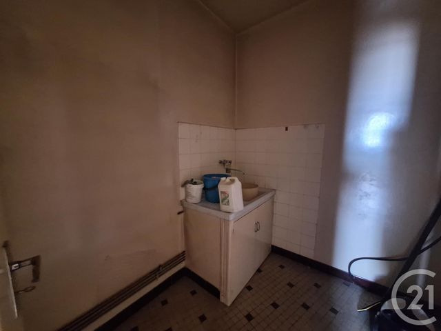 Afficher la photo en grand Appartement Local à vendre - 4 pièces - 76.31 m2 - BRIVE LA GAILLARDE - 19 - LIMOUSIN - Century 21 Jaubert Et Regaudie