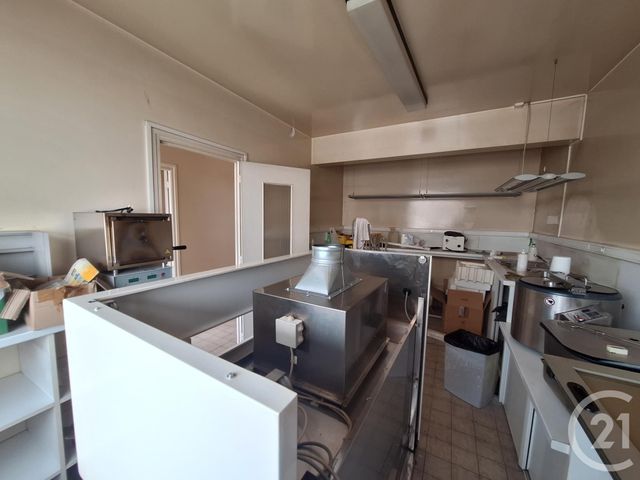 Afficher la photo en grand Appartement Local à vendre - 4 pièces - 76.31 m2 - BRIVE LA GAILLARDE - 19 - LIMOUSIN - Century 21 Jaubert Et Regaudie