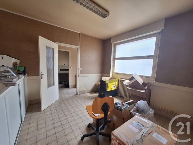 Afficher la photo en grand Appartement Local à vendre - 4 pièces - 76.31 m2 - BRIVE LA GAILLARDE - 19 - LIMOUSIN - Century 21 Jaubert Et Regaudie