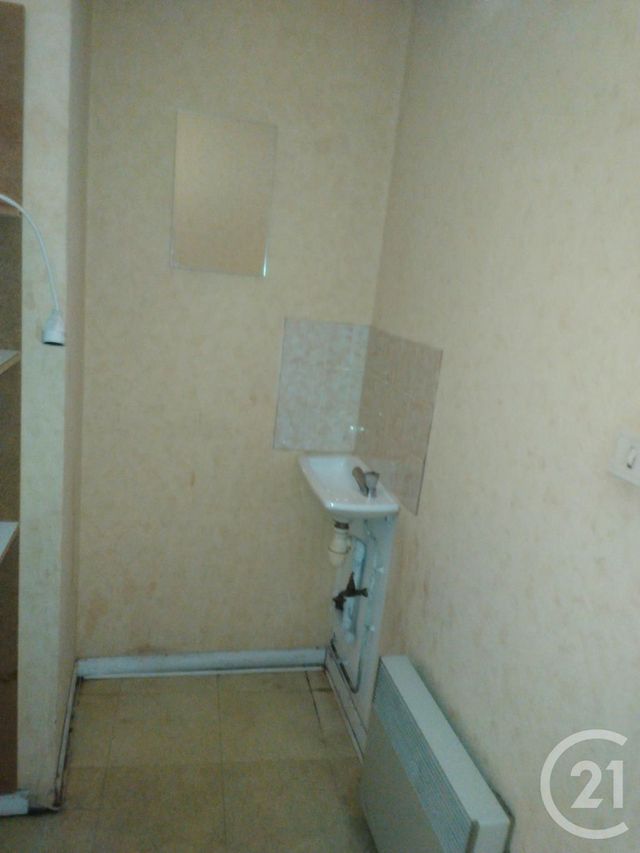 Afficher la photo en grand commerce à louer - 47.0 m2 - BRIVE LA GAILLARDE - 19 - LIMOUSIN - Century 21 Jaubert Et Regaudie