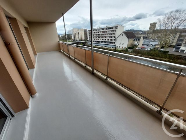 Appartement F3 à louer - 3 pièces - 92.0 m2 - BRIVE LA GAILLARDE - 19 - LIMOUSIN - Century 21 Jaubert Et Regaudie