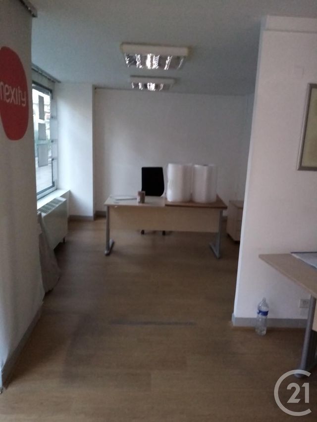 Afficher la photo en grand commerce à louer - 81.0 m2 - BRIVE LA GAILLARDE - 19 - LIMOUSIN - Century 21 Jaubert Et Regaudie
