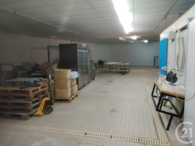 Afficher la photo en grand commerce à louer - 500.0 m2 - BRIVE LA GAILLARDE - 19 - LIMOUSIN - Century 21 Jaubert Et Regaudie