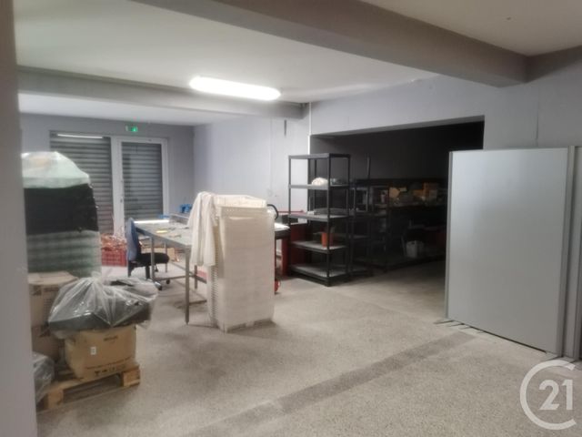 Afficher la photo en grand commerce à louer - 500.0 m2 - BRIVE LA GAILLARDE - 19 - LIMOUSIN - Century 21 Jaubert Et Regaudie