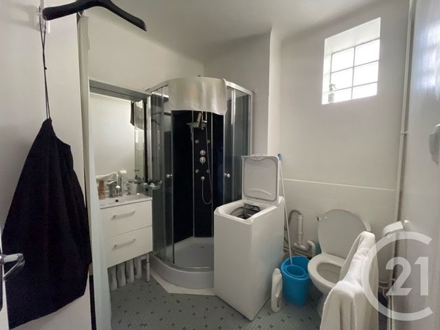 Appartement Studio à vendre - 1 pièce - 27.81 m2 - BRIVE LA GAILLARDE - 19 - LIMOUSIN - Century 21 Jaubert Et Regaudie