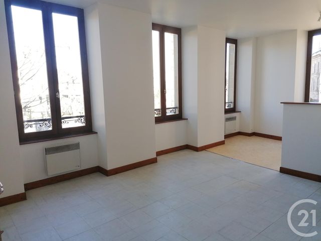 Appartement à louer - 3 pièces - 53.0 m2 - BRIVE LA GAILLARDE - 19 - LIMOUSIN - Century 21 Jaubert Et Regaudie
