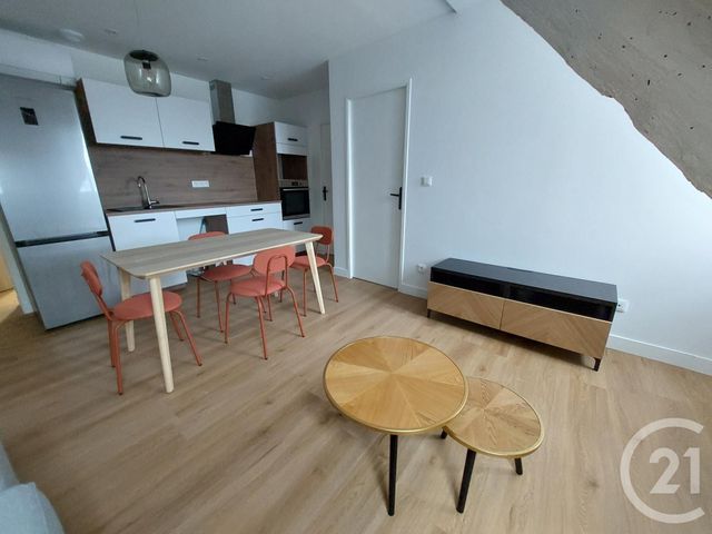 Appartement à louer - 2 pièces - 29.91 m2 - BRIVE LA GAILLARDE - 19 - LIMOUSIN - Century 21 Jaubert Et Regaudie