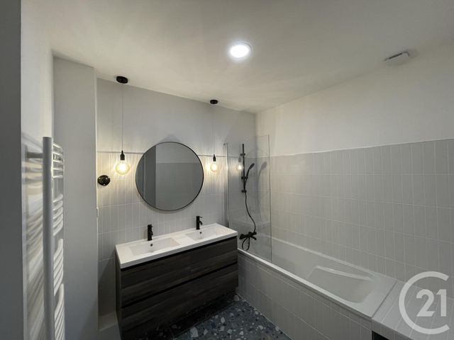 Afficher la photo en grand Appartement T3 à vendre - 3 pièces - 85.13 m2 - MALEMORT - 19 - LIMOUSIN - Century 21 Jaubert Et Regaudie