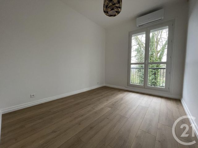 Afficher la photo en grand Appartement T3 à vendre - 3 pièces - 85.13 m2 - MALEMORT - 19 - LIMOUSIN - Century 21 Jaubert Et Regaudie