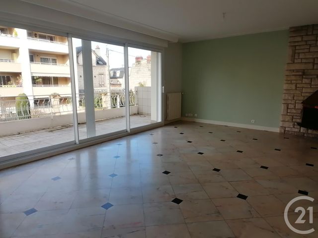Appartement Duplex à louer - 4 pièces - 112.48 m2 - BRIVE LA GAILLARDE - 19 - LIMOUSIN - Century 21 Jaubert Et Regaudie
