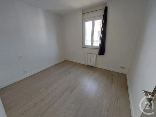 Afficher la photo en grand Appartement F2 à vendre - 2 pièces - 45.0 m2 - BRIVE LA GAILLARDE - 19 - LIMOUSIN - Century 21 Jaubert Et Regaudie