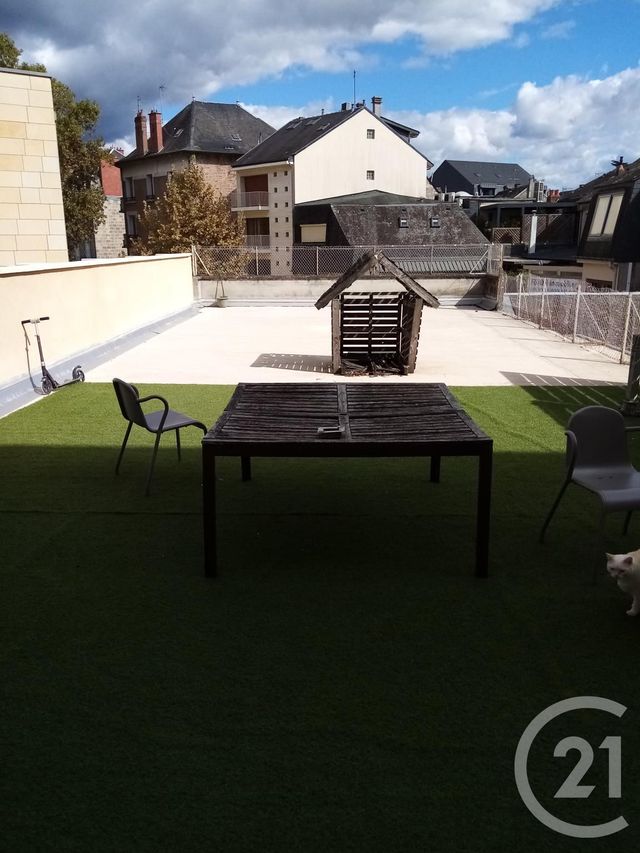Afficher la photo en grand Appartement F4 à louer - 4 pièces - 140.08 m2 - BRIVE LA GAILLARDE - 19 - LIMOUSIN - Century 21 Jaubert Et Regaudie