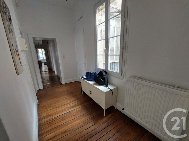 Appartement F3 à louer - 3 pièces - 87.84 m2 - BRIVE LA GAILLARDE - 19 - LIMOUSIN - Century 21 Jaubert Et Regaudie