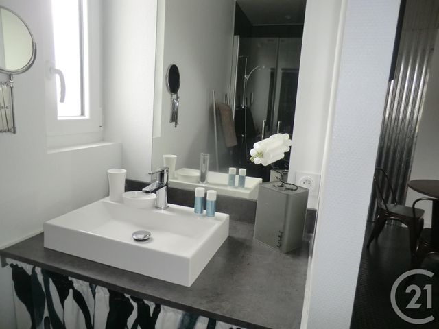 Appartement F3 à louer - 3 pièces - 50.5 m2 - BRIVE LA GAILLARDE - 19 - LIMOUSIN - Century 21 Jaubert Et Regaudie