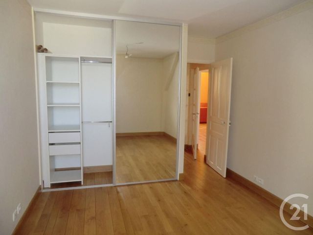 Appartement F5 à louer - 5 pièces - 116.98 m2 - BRIVE LA GAILLARDE - 19 - LIMOUSIN - Century 21 Jaubert Et Regaudie