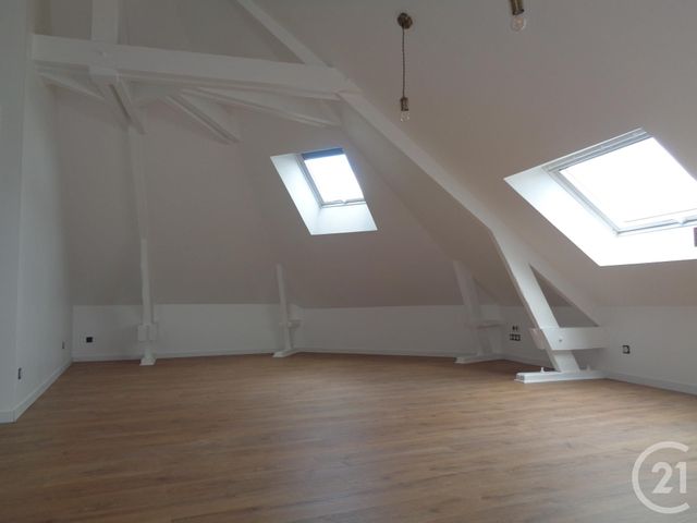 Appartement F3 à louer - 3 pièces - 43.95 m2 - BRIVE LA GAILLARDE - 19 - LIMOUSIN - Century 21 Jaubert Et Regaudie