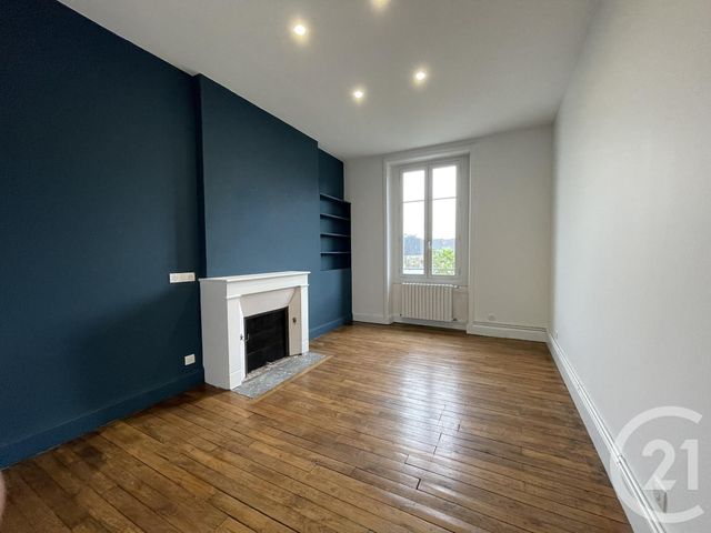 Afficher la photo en grand Appartement F4 à vendre - 4 pièces - 104.1 m2 - BRIVE LA GAILLARDE - 19 - LIMOUSIN - Century 21 Jaubert Et Regaudie