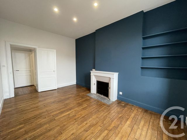 Afficher la photo en grand Appartement F4 à vendre - 4 pièces - 104.1 m2 - BRIVE LA GAILLARDE - 19 - LIMOUSIN - Century 21 Jaubert Et Regaudie