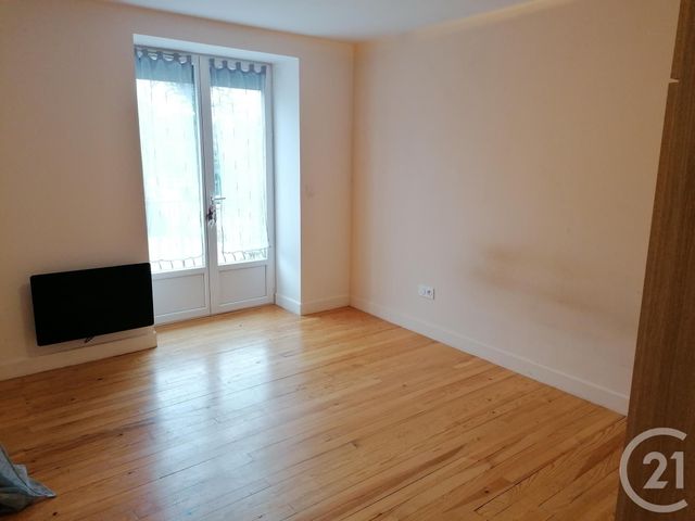 maison à louer - 4 pièces - 78.42 m2 - CHASTEAUX - 19 - LIMOUSIN - Century 21 Jaubert Et Regaudie