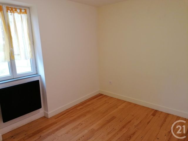 maison à louer - 4 pièces - 78.42 m2 - CHASTEAUX - 19 - LIMOUSIN - Century 21 Jaubert Et Regaudie