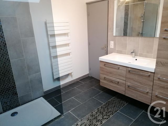 maison à louer - 4 pièces - 78.42 m2 - CHASTEAUX - 19 - LIMOUSIN - Century 21 Jaubert Et Regaudie