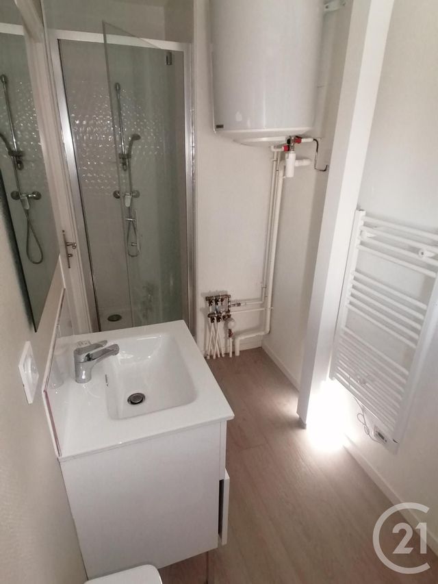 Appartement Studette à louer - 1 pièce - 19.5 m2 - BRIVE LA GAILLARDE - 19 - LIMOUSIN - Century 21 Jaubert Et Regaudie