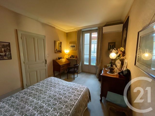 Appartement F5 à vendre - 5 pièces - 144.41 m2 - BRIVE LA GAILLARDE - 19 - LIMOUSIN - Century 21 Jaubert Et Regaudie